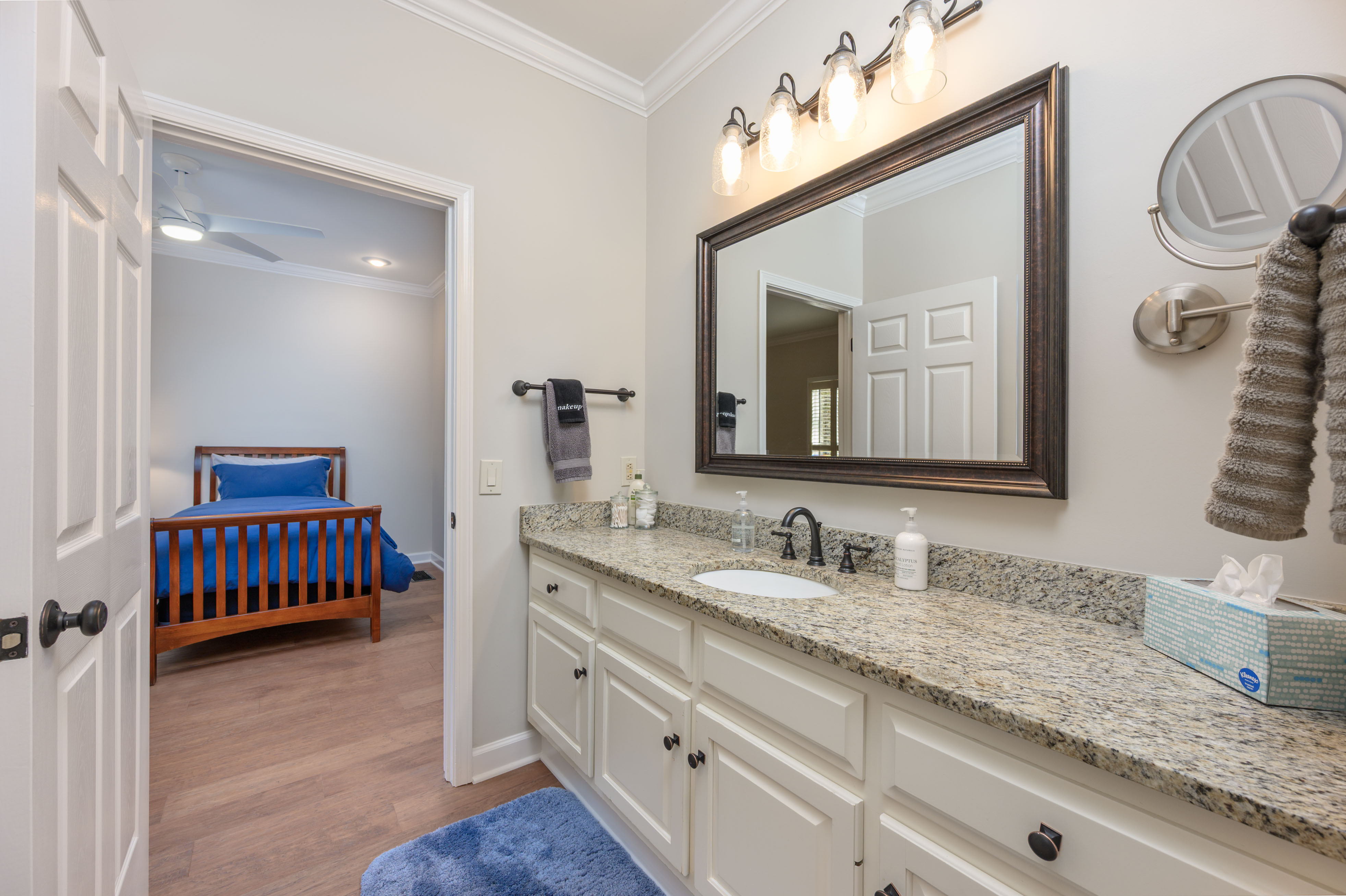 1030 Maddux Lane image 27